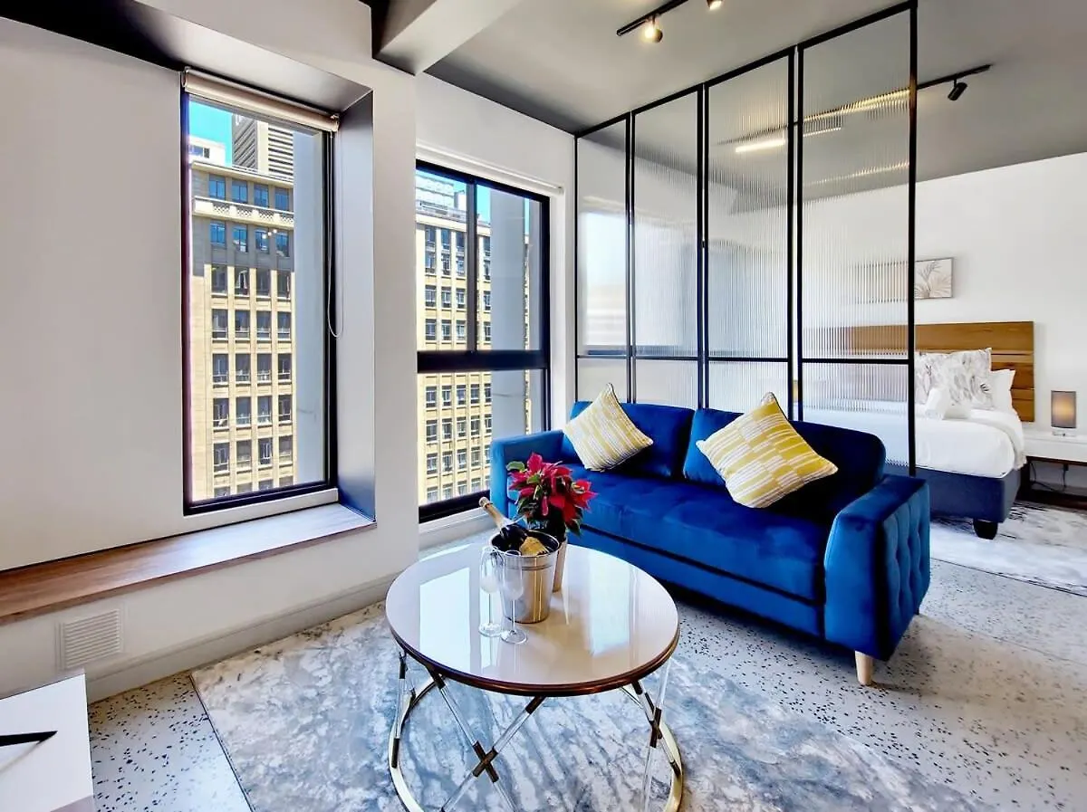 アパート Beautiful,Central,Secure- Hotel Living For Couples ケープタウン