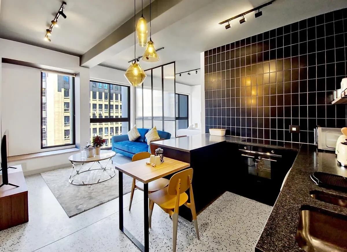 Beautiful,Central,Secure- Hotel Living For Couples ケープタウン 0*,  南アフリカ